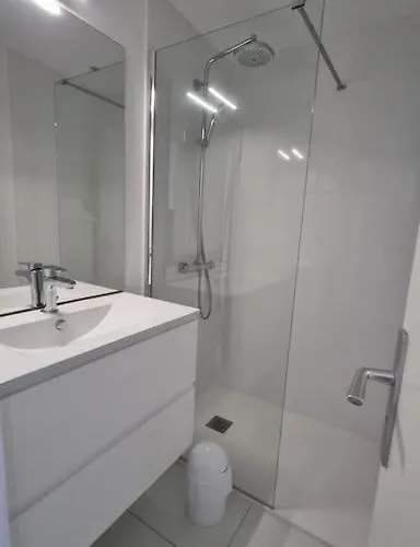 Calme Avec Vue Sur Les Bateaux アパート