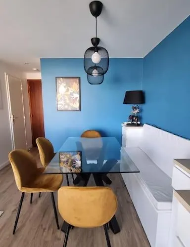 Calme Avec Vue Sur Les Bateaux